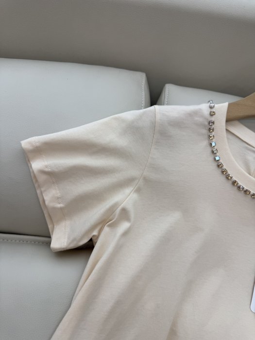 T-shirt women's фото 6