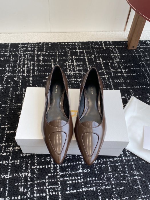 Туфли кожаные женские