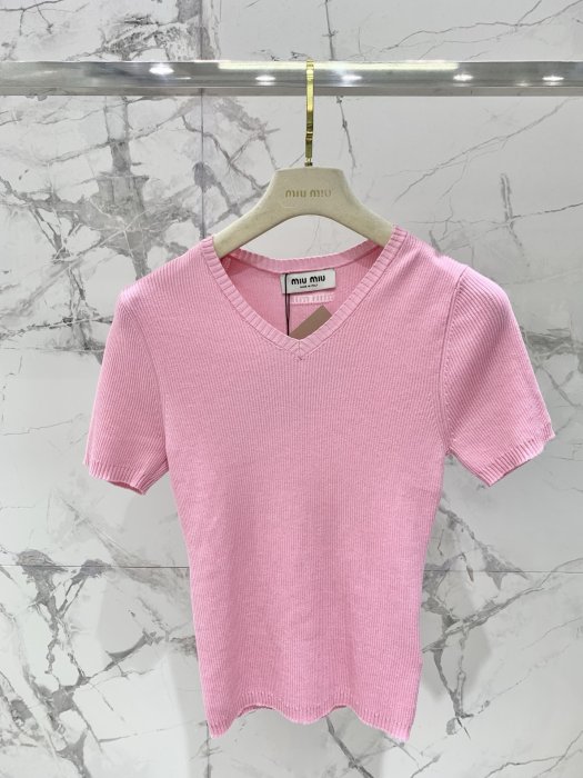 Футболка женская