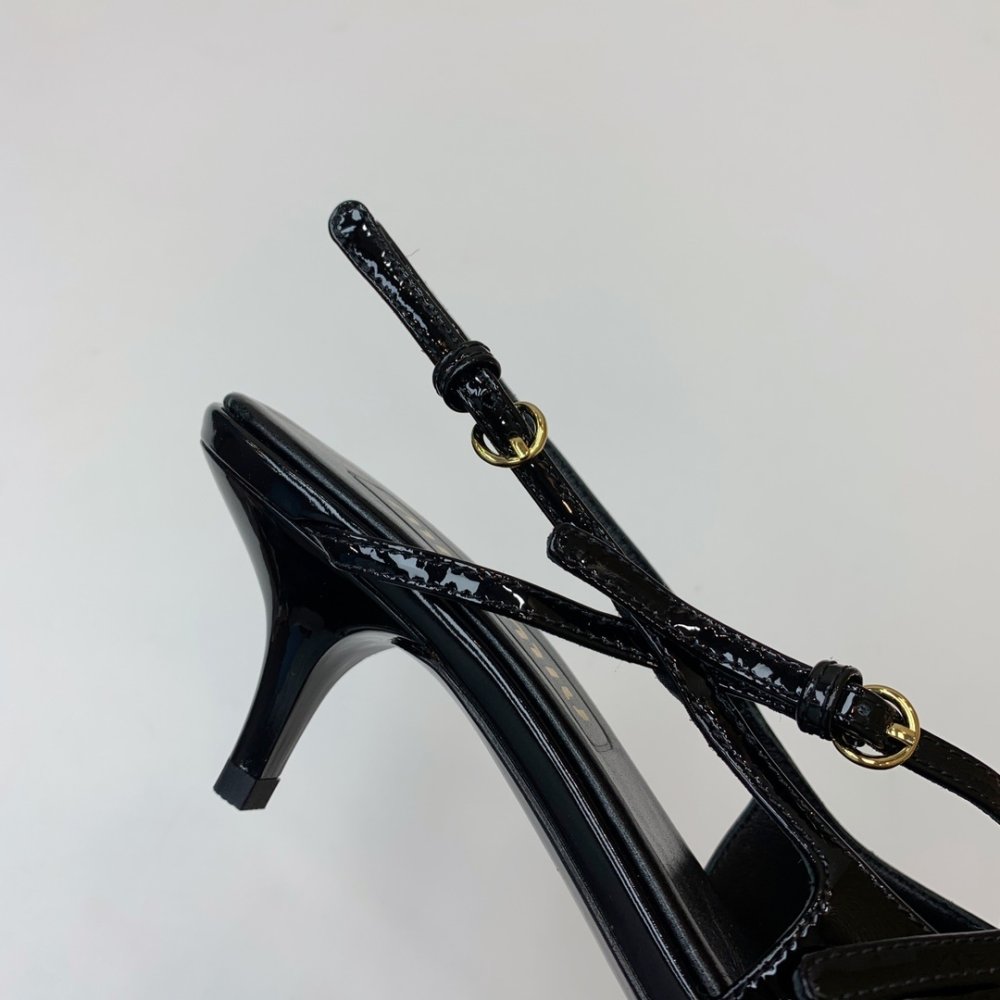 Босоножки фото 8