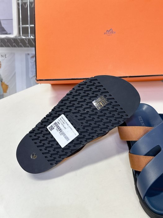 Шлепанцы фото 9