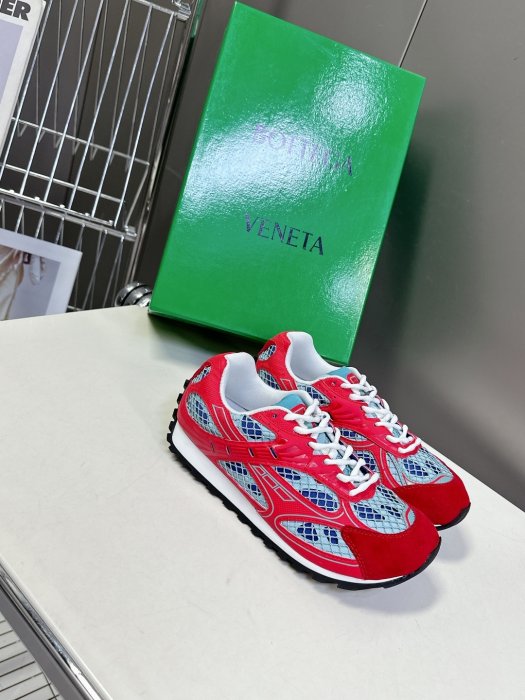 Кроссовки фото 2