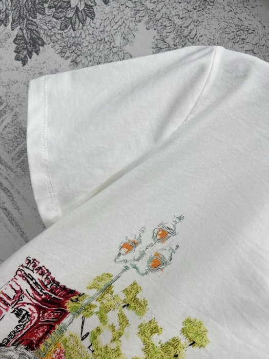 T-shirt women's фото 5