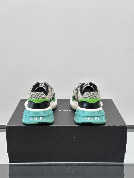 Кросівки чоловічі фото 7