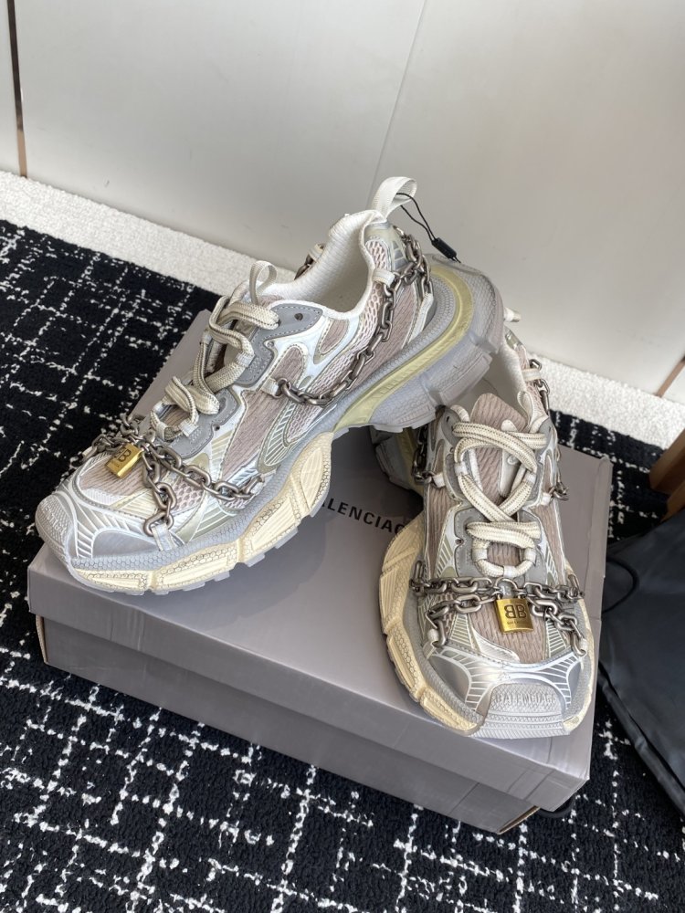 Кросівки 3XL фото 5