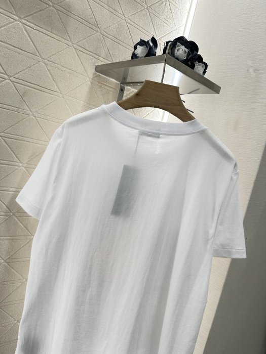 Футболка женская фото 4