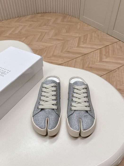 Кеди мюли з роздвоєним носком фото 4