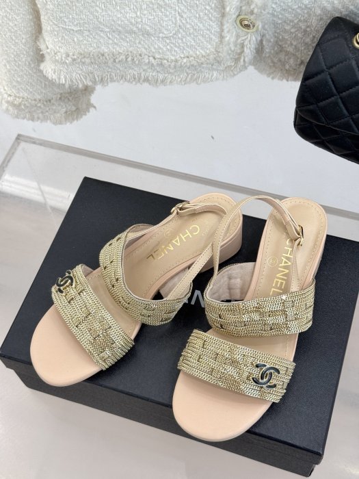 Босоножки фото 2