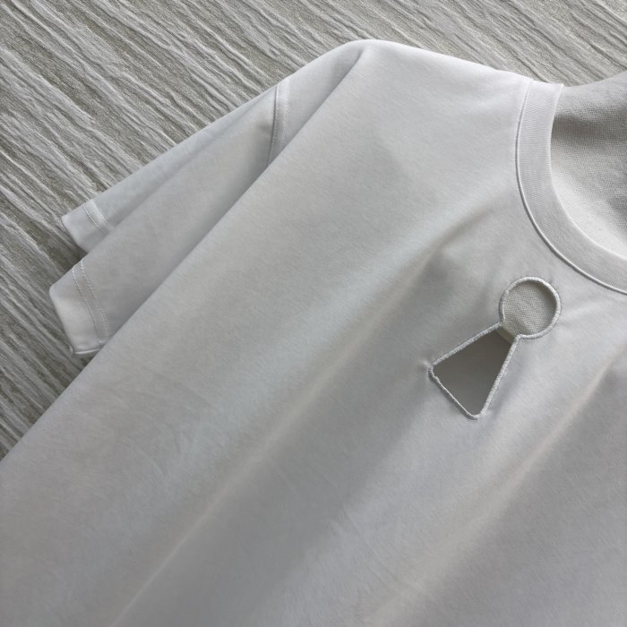 T-shirt women's фото 3