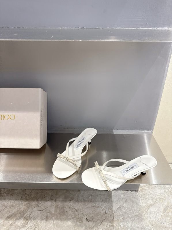 Босоножки фото 5