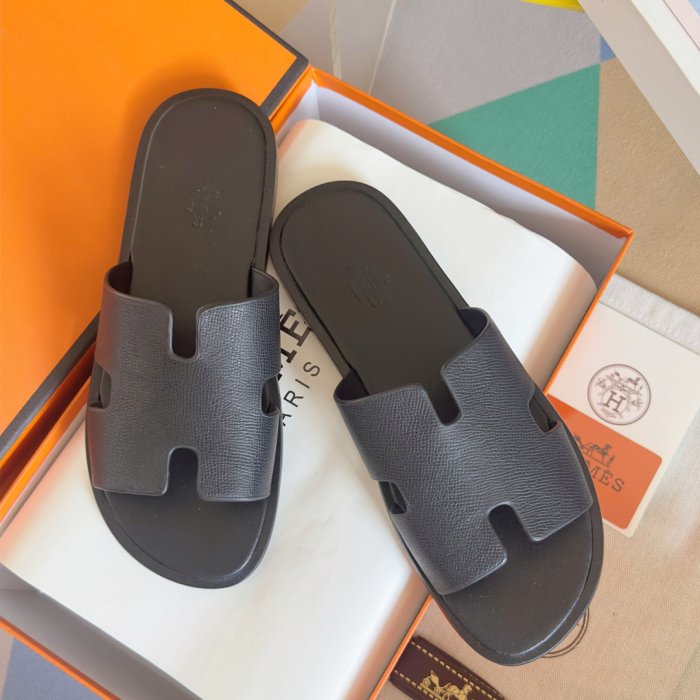 Шлепанцы женские