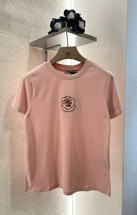 Футболка жіноча