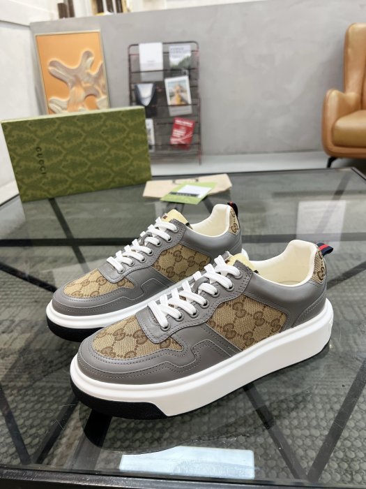 Кроссовки мужские