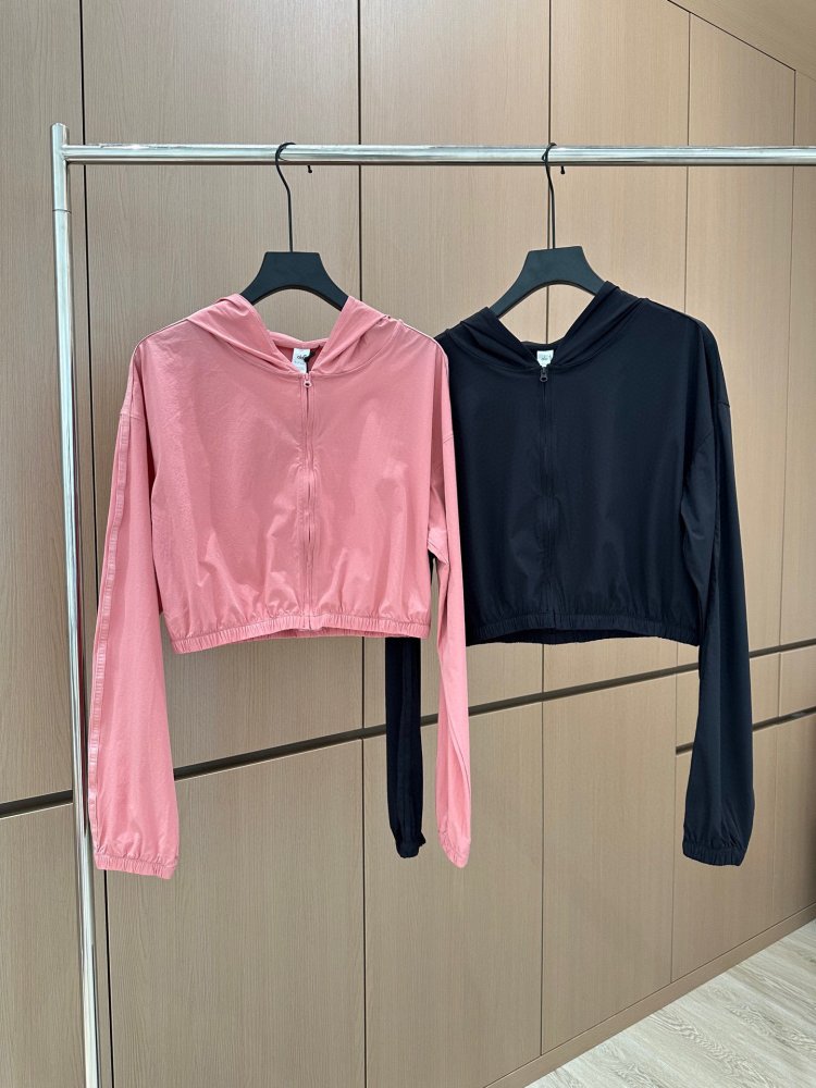 Костюм жіночий фото 5