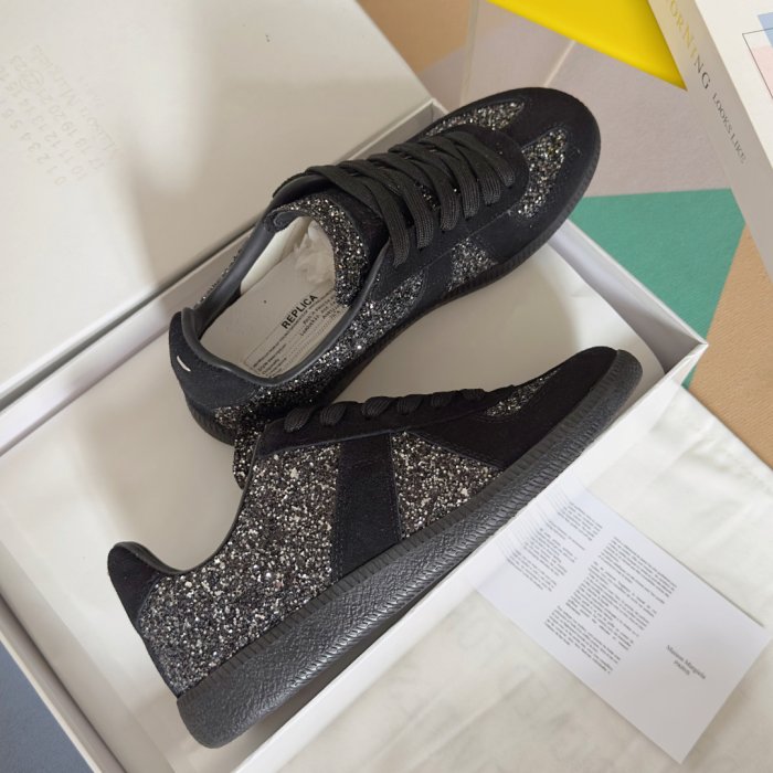 Кросівки фото 4