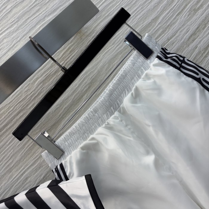 Костюм жіночий фото 6