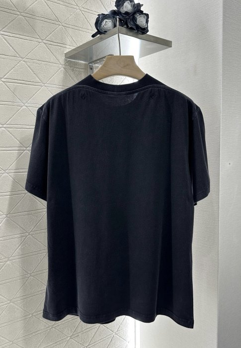 T-shirt women's фото 2