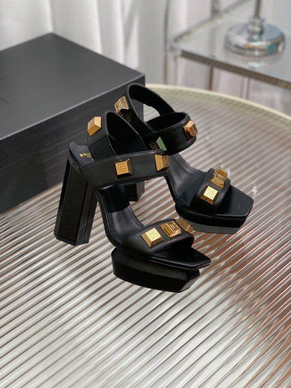 Sandals on high heel and platform, black фото 4