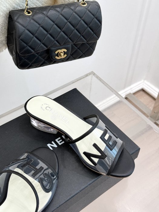 Босоножки фото 5