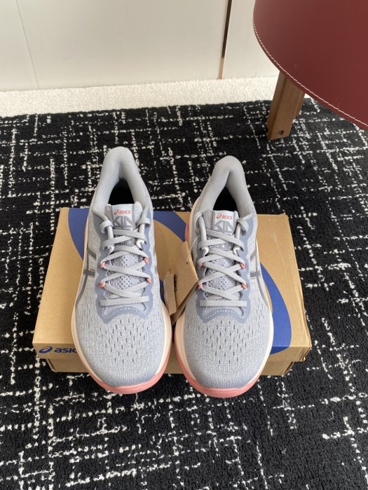 Кроссовки ASICS Gel-Kinsey Max