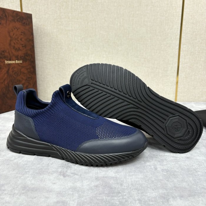 Кросівки фото 5