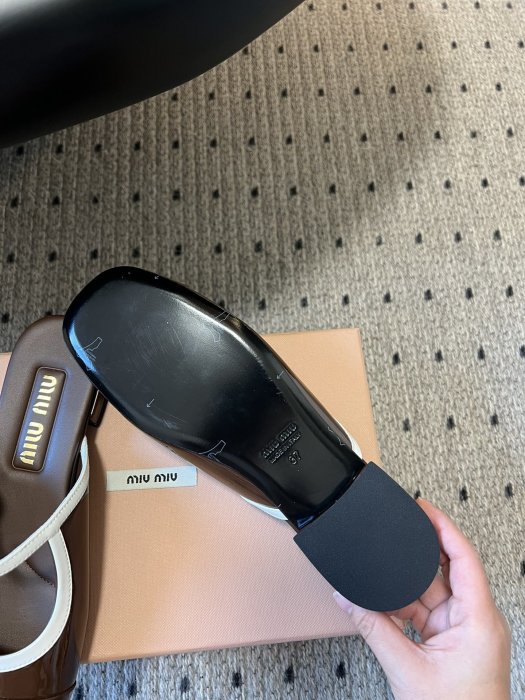 Босоножки фото 8