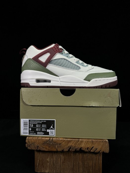 Кроссовки Jordan Spizike Low фото 9