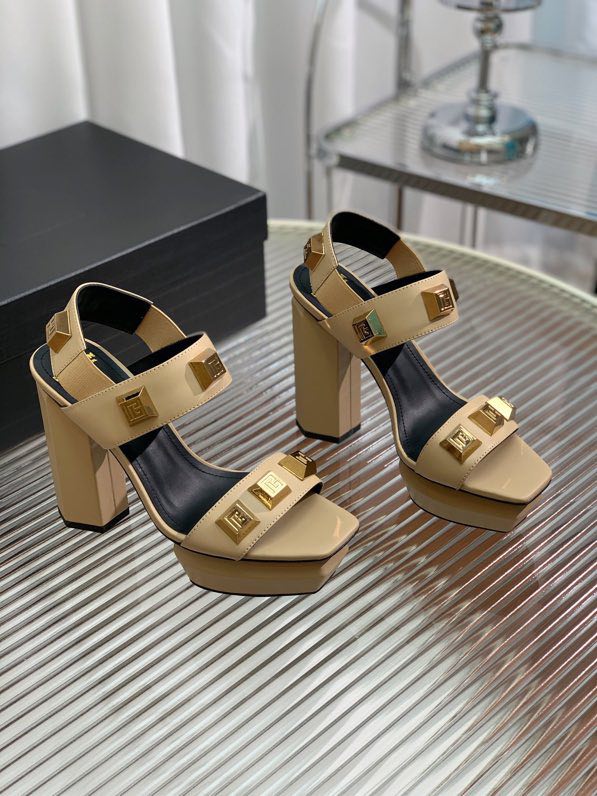 Sandals on high heel and platform, light-brown фото 8