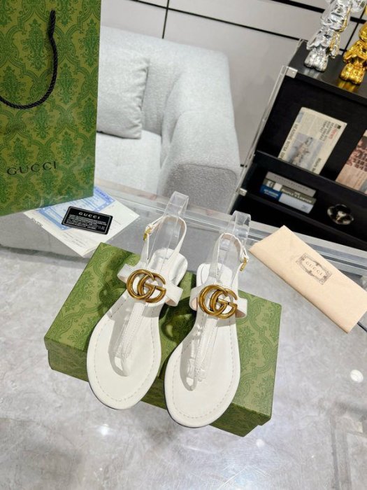 Sandals women's