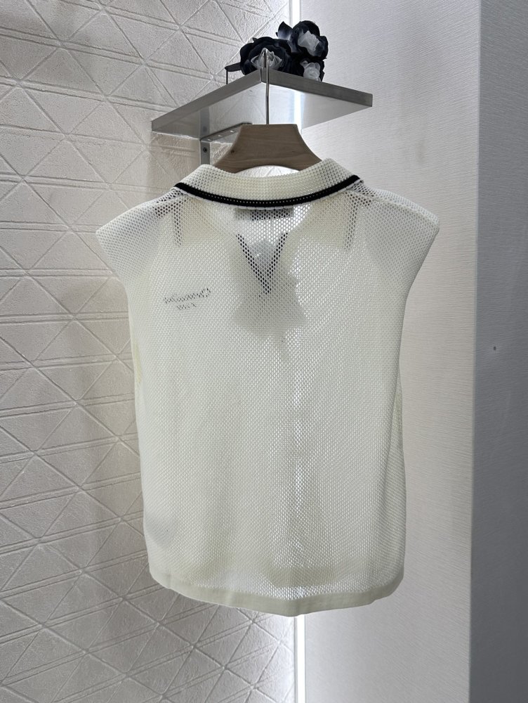 Футболка жіноча фото 2