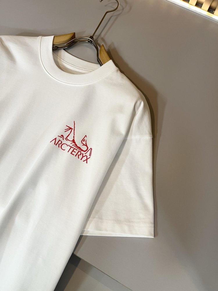 T-shirt men's фото 5