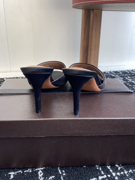 Босоножки фото 8