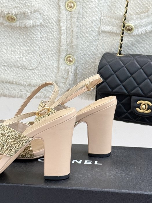 Босоніжки фото 6