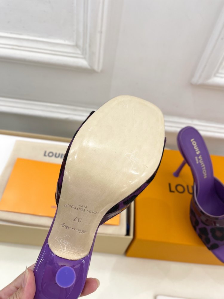 Босоножки фото 9