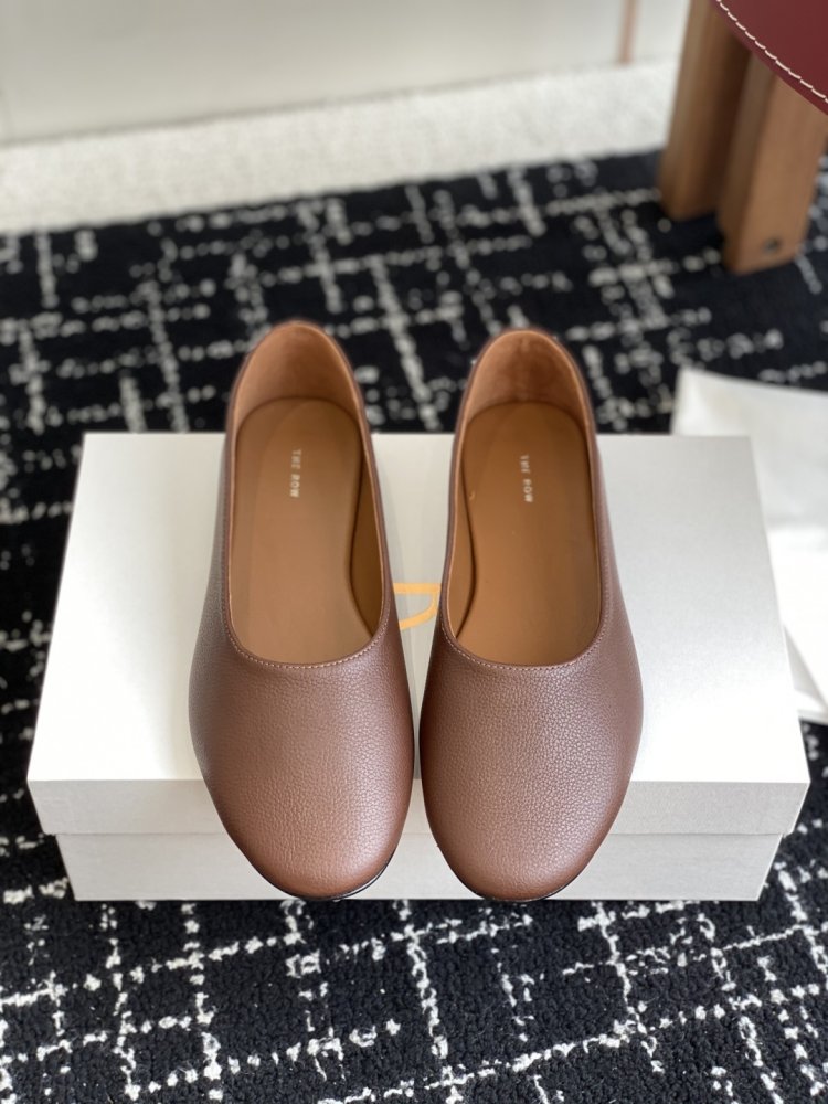 Ballet shoes leather