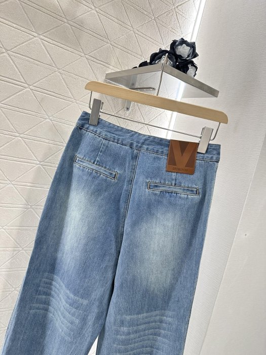 Джинсы женские фото 4