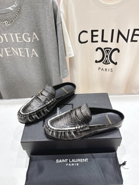 Мокасины кожаные женские фото 3