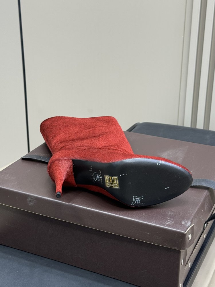 Ботильоны на высоком каблуке фото 6