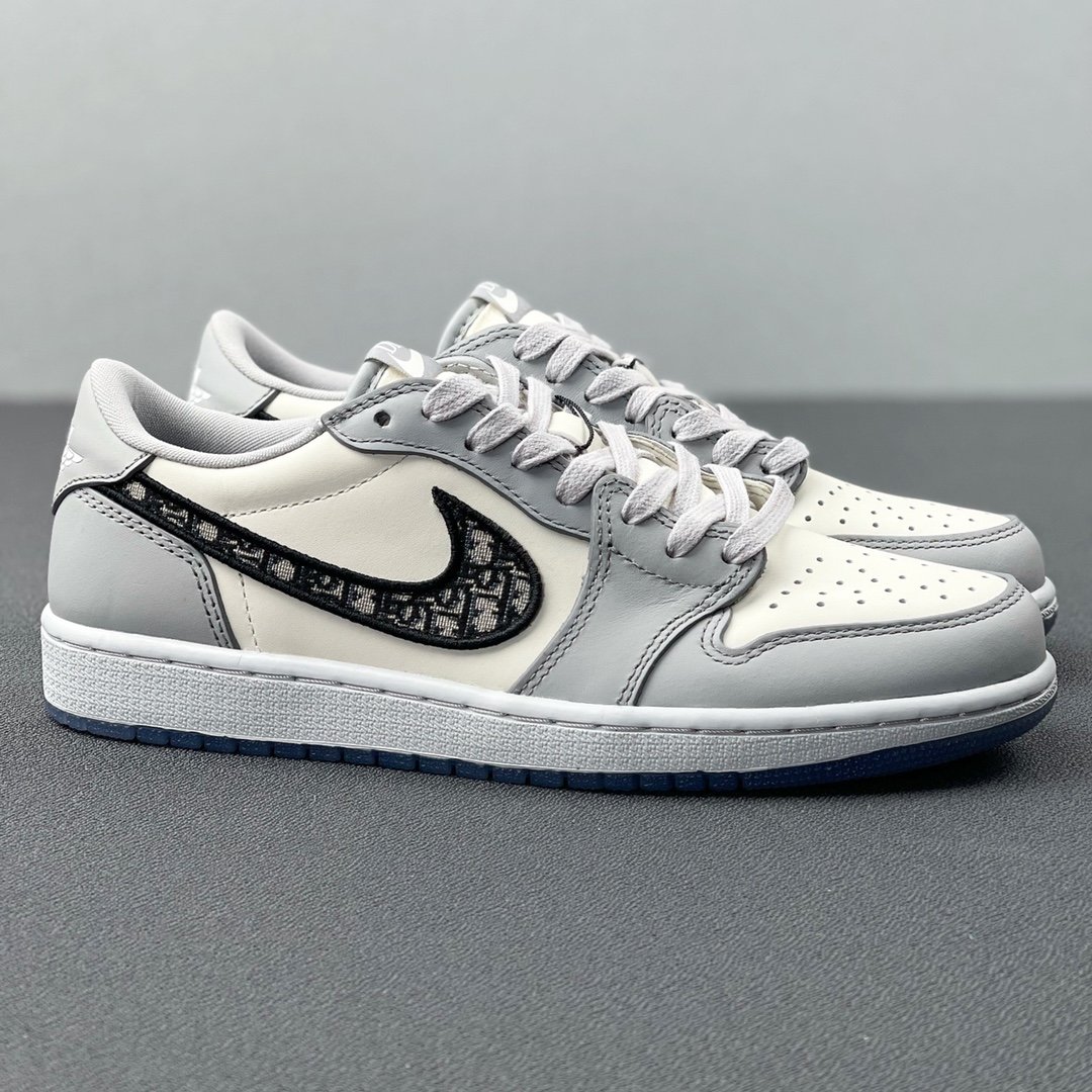 Sneakers  Air Jordan 1 Low