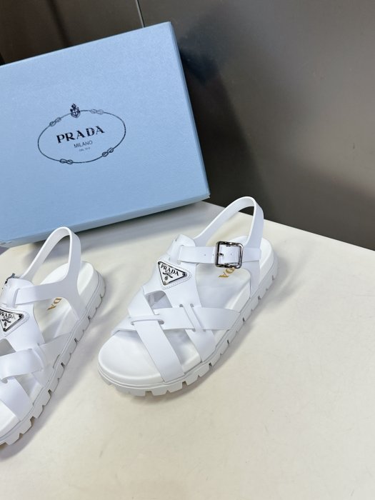 Сандалии женские фото 3