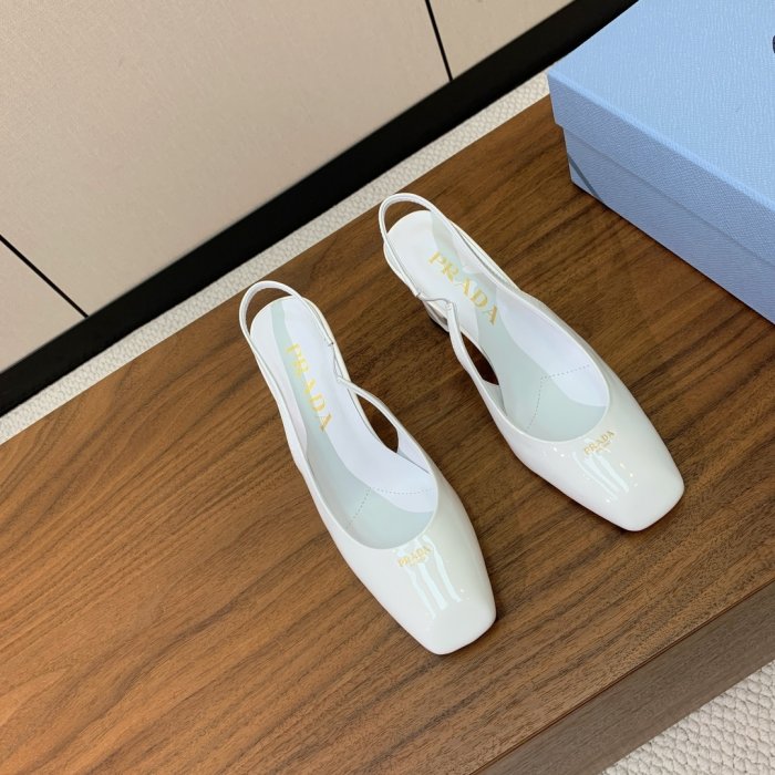 Босоножки фото 5