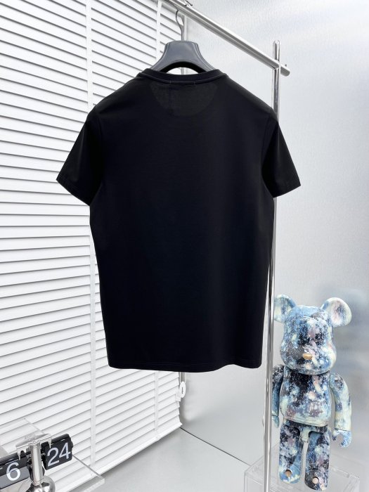 T-shirt men's фото 2