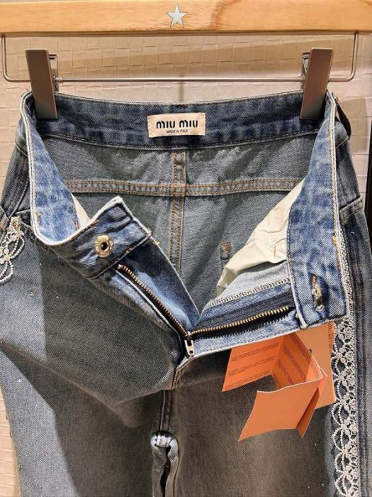 Джинсы женские фото 8