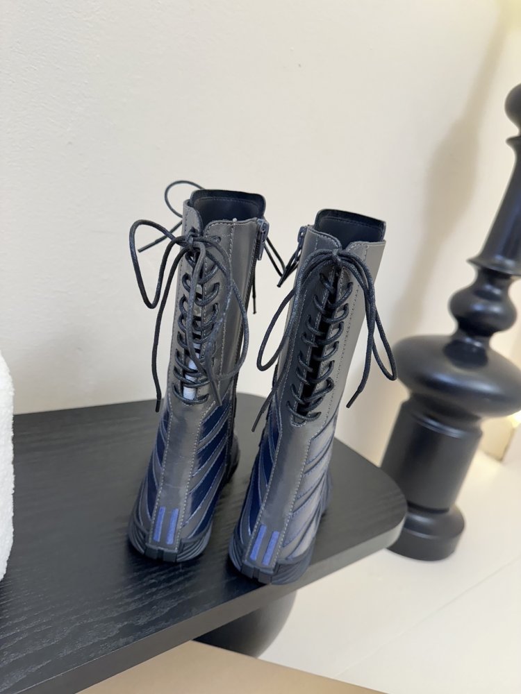 Чоботи жіночі на шнурівці фото 7