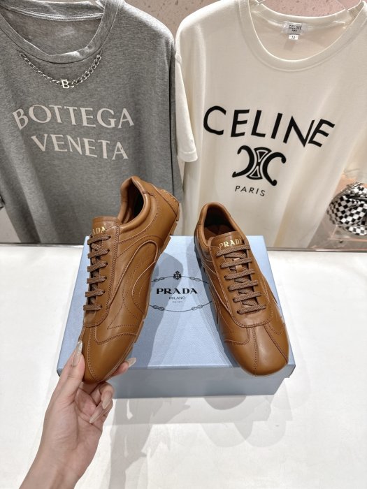 Кроссовки фото 4