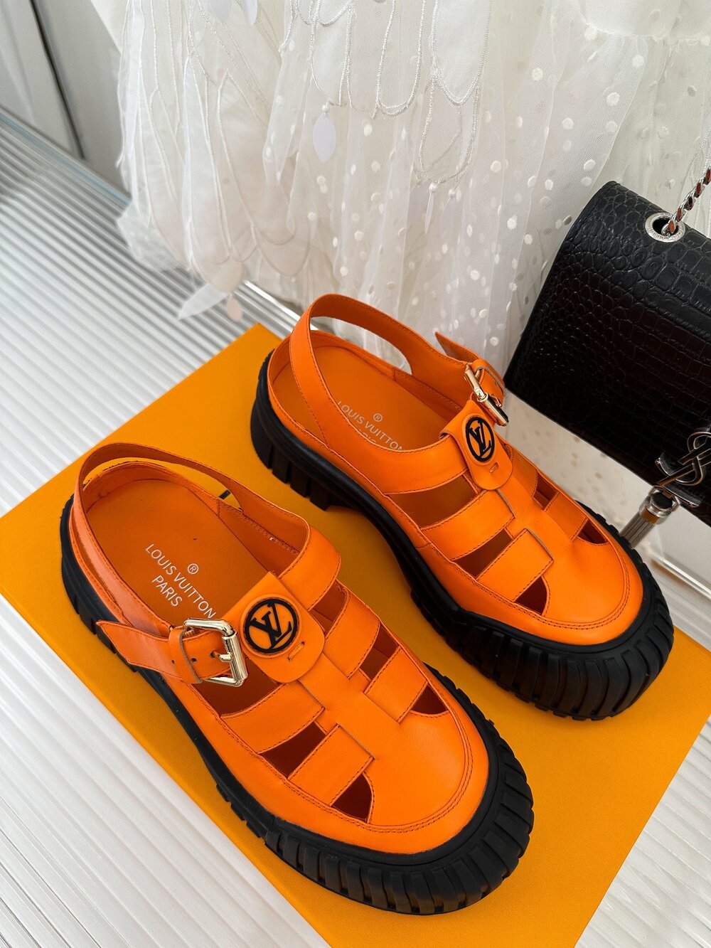 Sandals on platform 5 cm orange фото 4