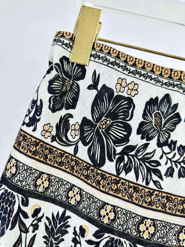 Long linen skirt of series ILLUMINATE фото 7