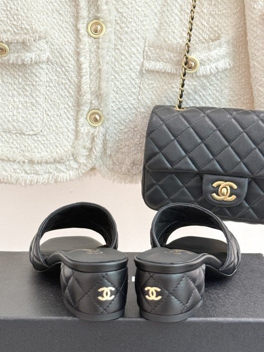 Босоножки фото 6