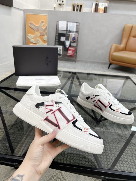 Кроссовки фото 5