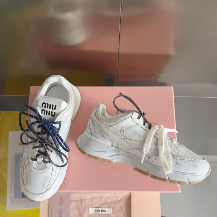 Кроссовки фото 3